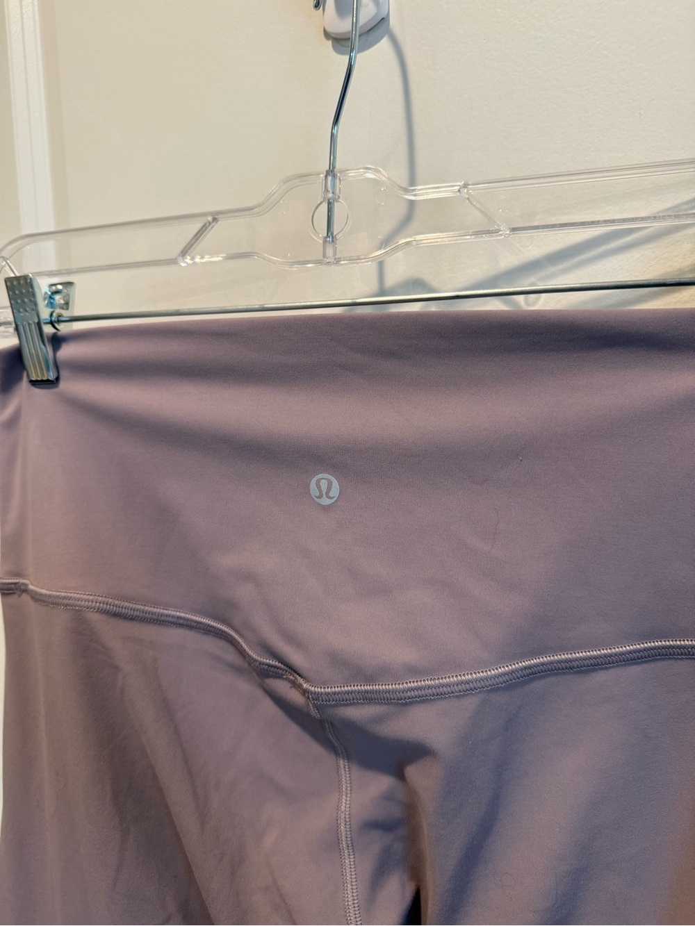Lululemon Purple Mauve High-Rise Cropped Leggings Size 10 - Picture 2 of 4